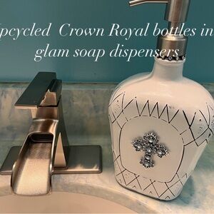 Bougie bling jeweled pump dispensers in stock as shown in photos